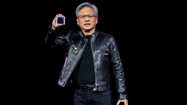 NVidia CEO Jensen Huang Uncovers AI Chipt B200
